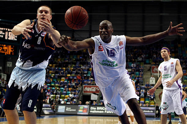 多张红牌 多张红牌