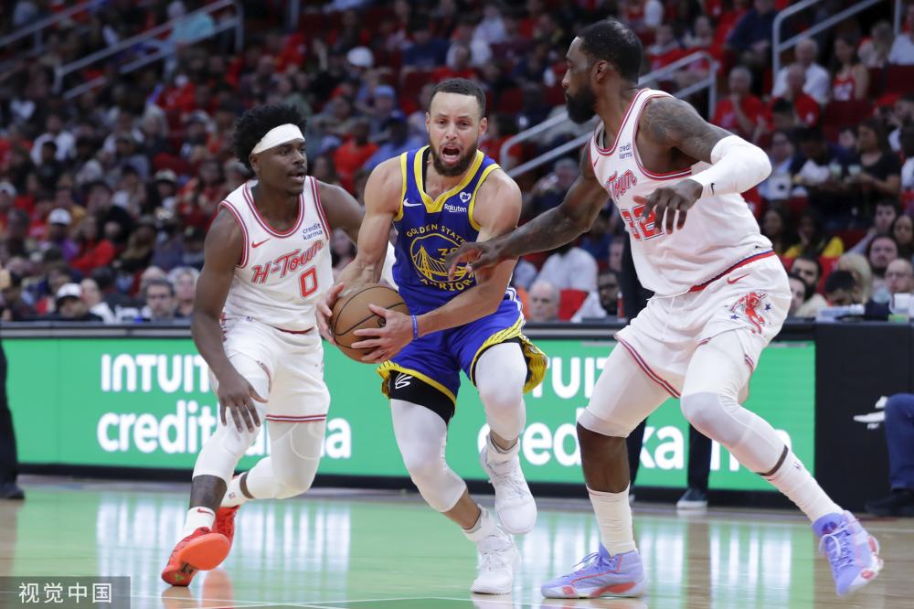 鲜明对比 鲜明对比