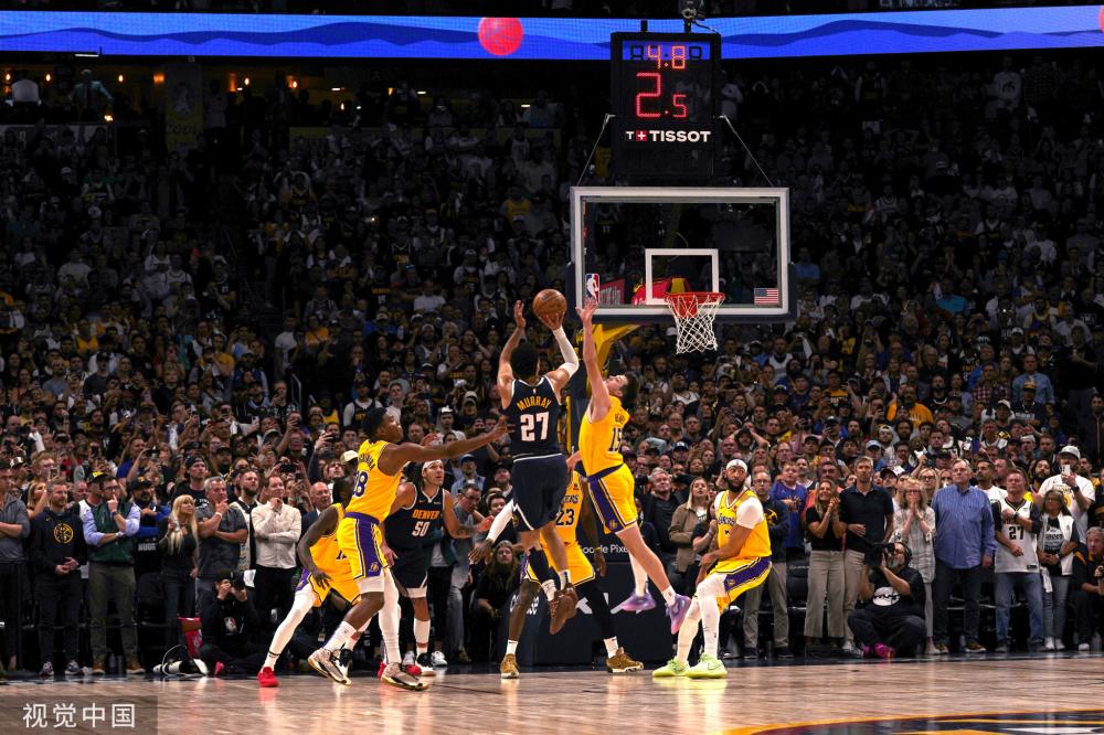 随着情感与 随着情感与